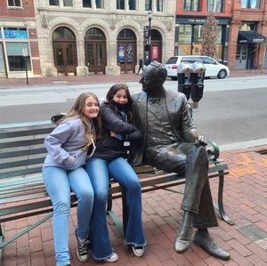 Meet your Posher, Katelyn